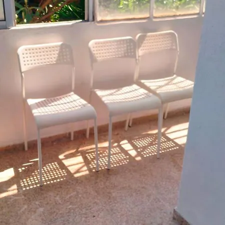 Comfy Costa Cabral- Big 3 Bedroom With 2 Baths *