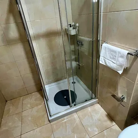 Apartment Comfy Costa Cabral- Big 3 Bedroom With 2 Baths *