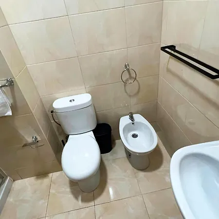 Comfy Costa Cabral- Big 3 Bedroom With 2 Baths Porto