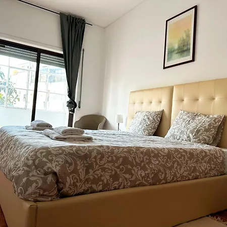 Apartment Comfy Costa Cabral- Big 3 Bedroom With 2 Baths *