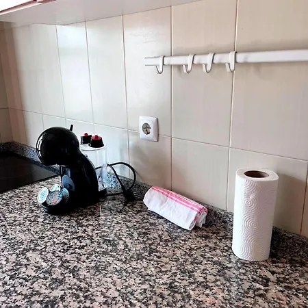 Comfy Costa Cabral- Big 3 Bedroom With 2 Baths * Porto